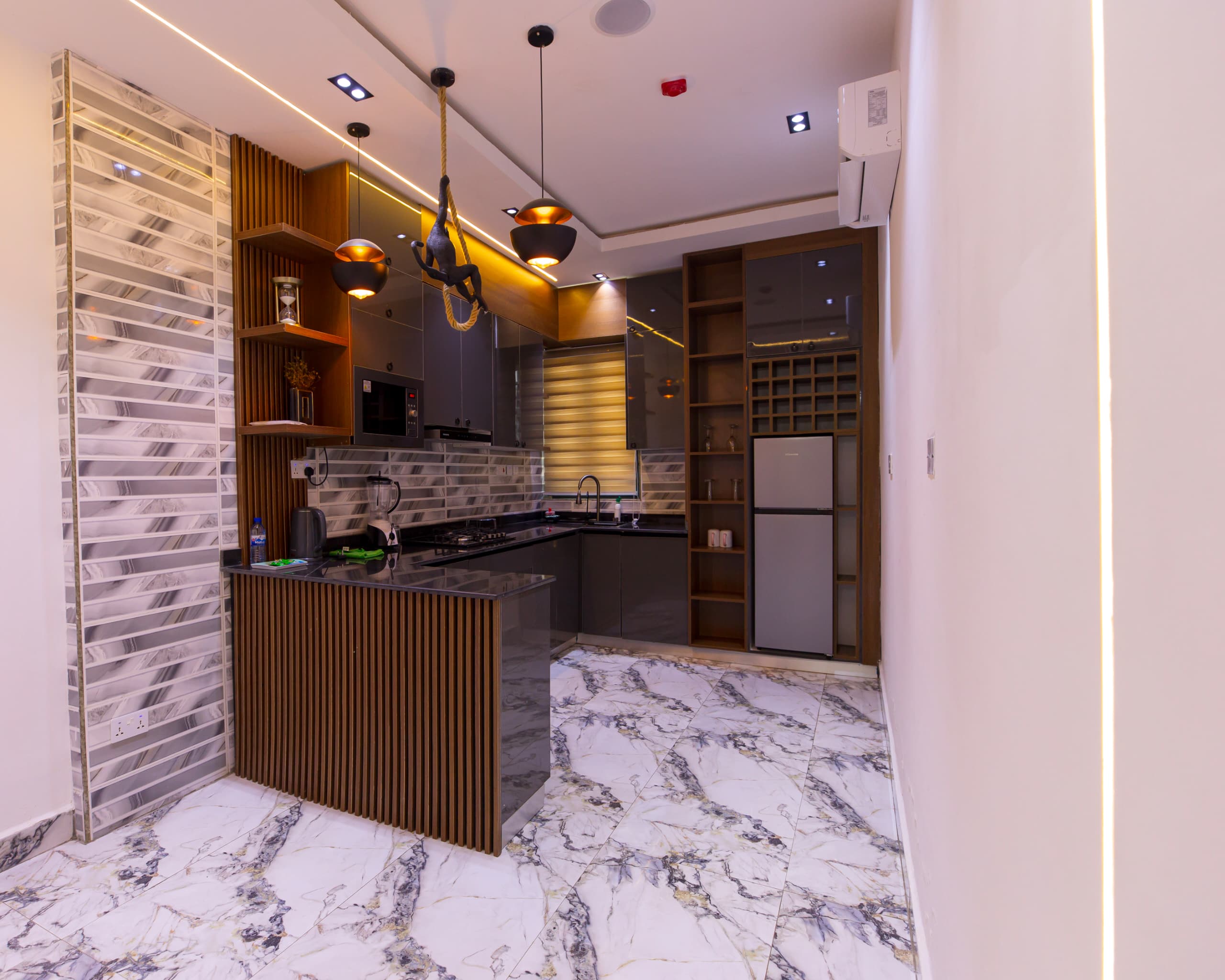 Luxury 3-bedroom apartment. Yokolo